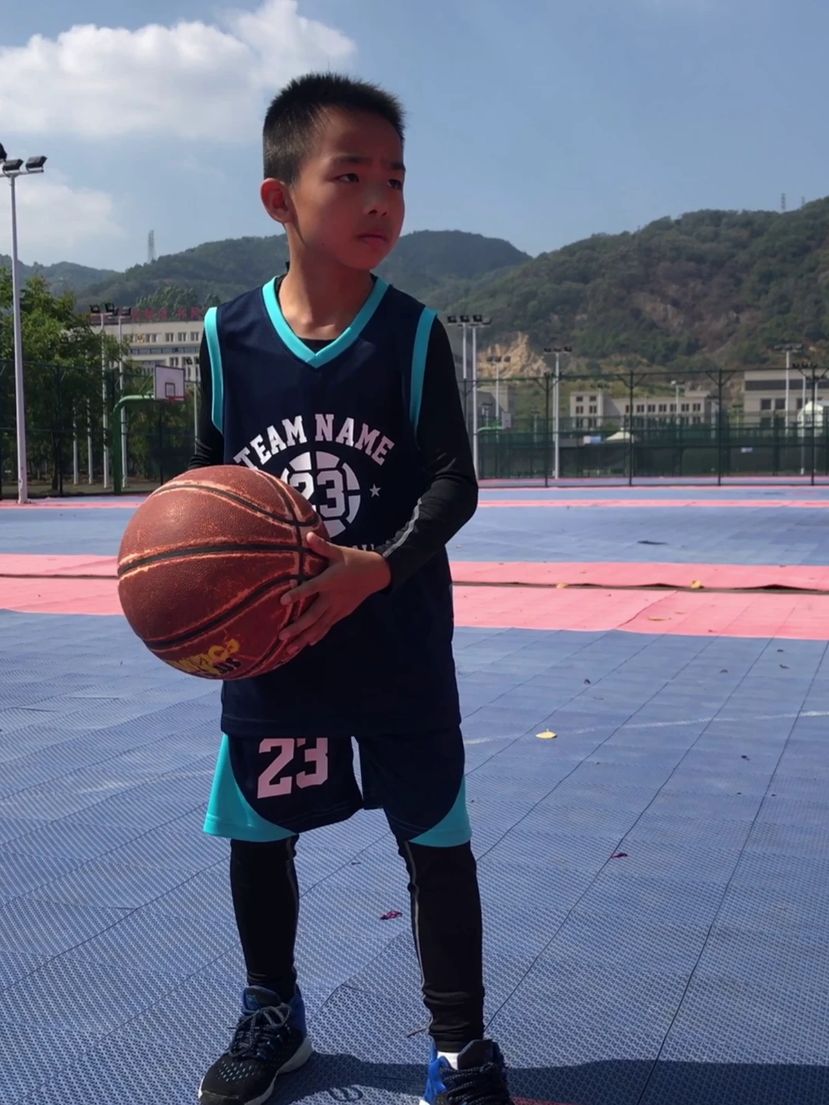 职业篮球运动员如何保持战术训练的高效性?_0
